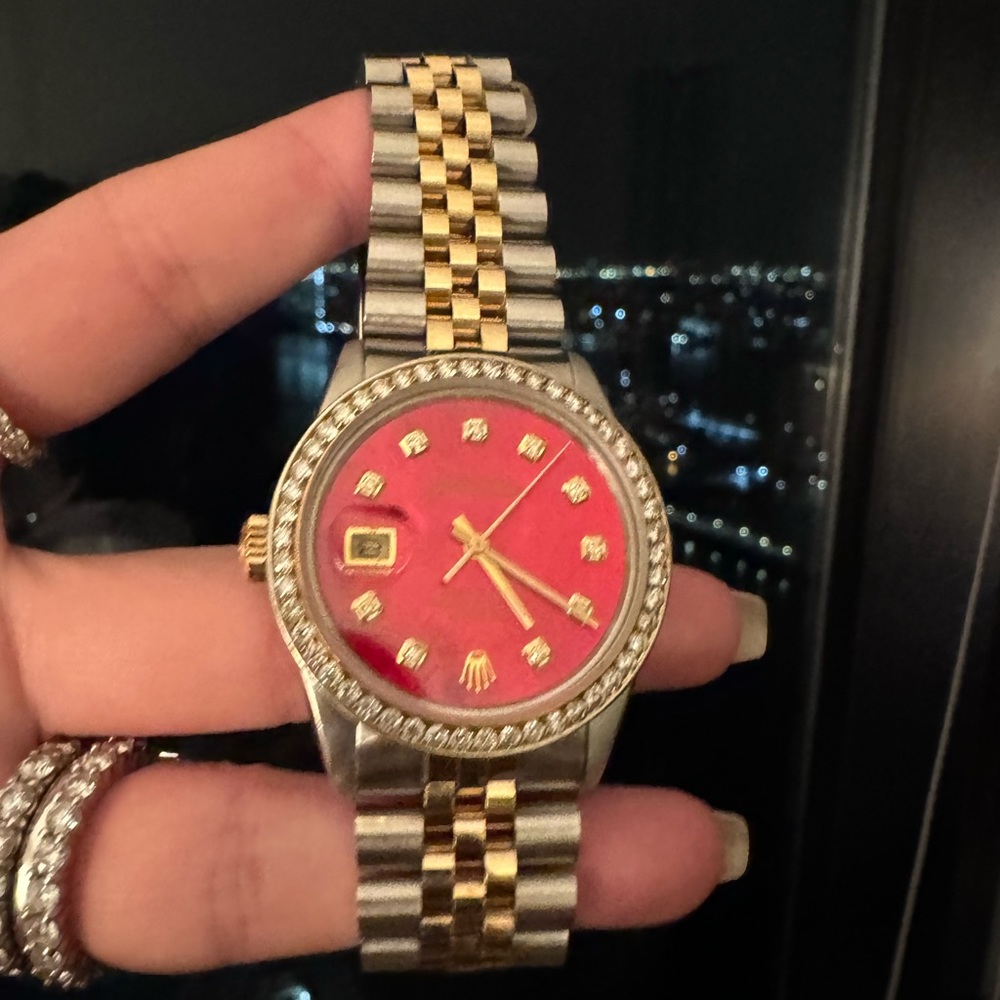 Custom Rolex watch. Authentic Rolex with custom diamond bezel/custom dial. - Picture 6 of 7